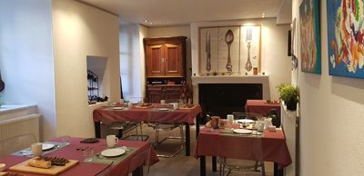 salle à manger des Chambres d'hôtes à vendre à Besse et Saint-Anastaise en Puy-de-Dôme